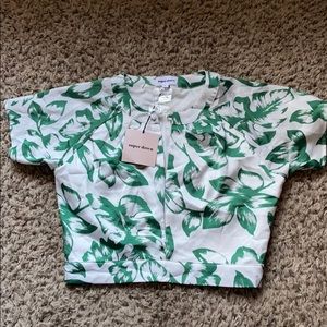 superdown Leafy Green and White Crop Top